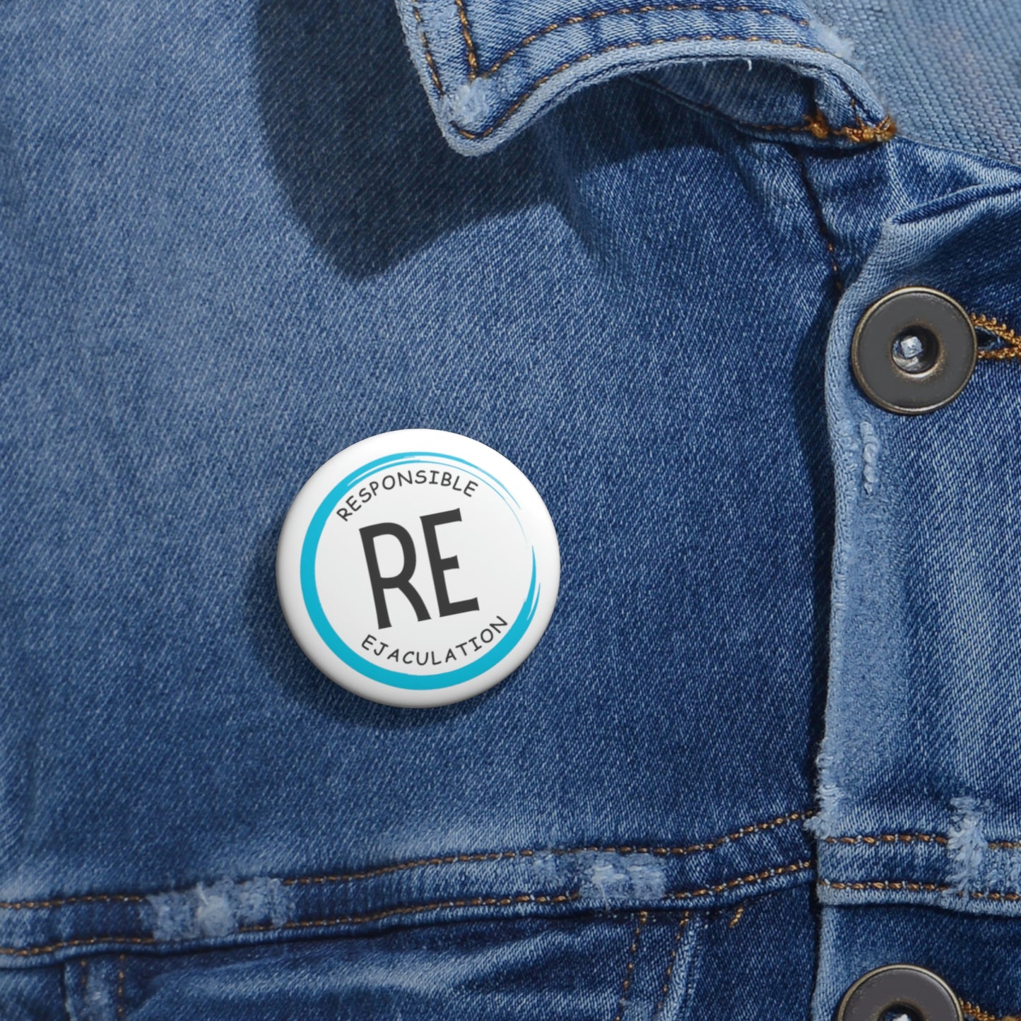 5 RE Lapel Pin